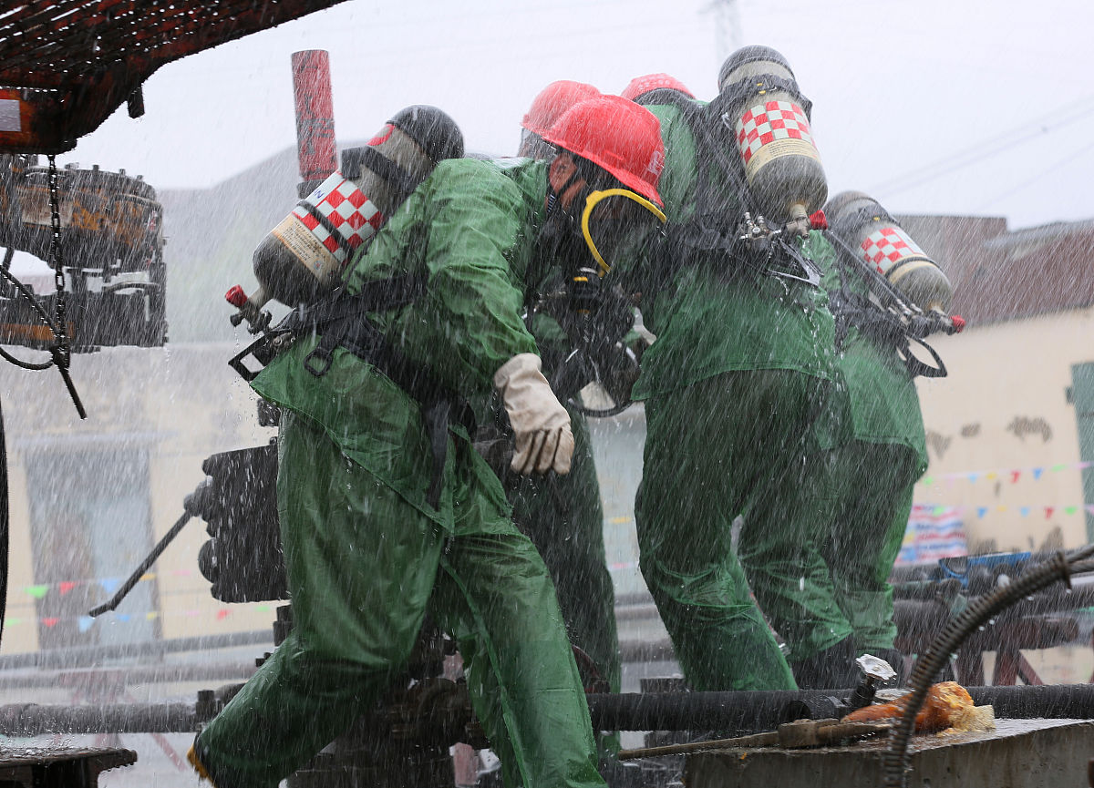 建立健全消防安全组织领导