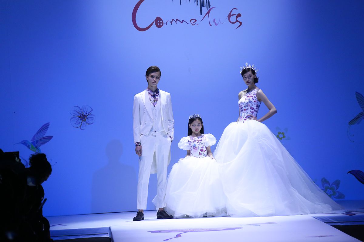 2017年11月4日,北京,2018春夏中国国际时装周:comme tu es·刘嘉 品牌