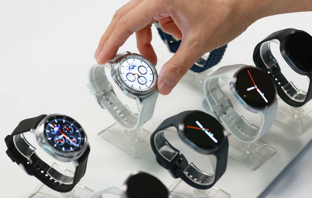 写一份电子手表产品的公司简介和产品特点介绍