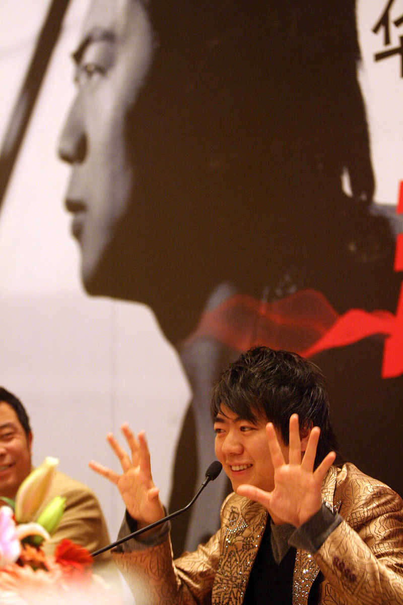 ( 摄影师 要求 : 每张 不 低于 50元 , 谢谢 合作 )      2008年 1月 