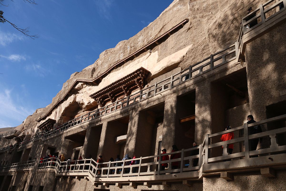 甘肃旅游攻略：探索丝绸之路上的文化瑰宝与自然奇观