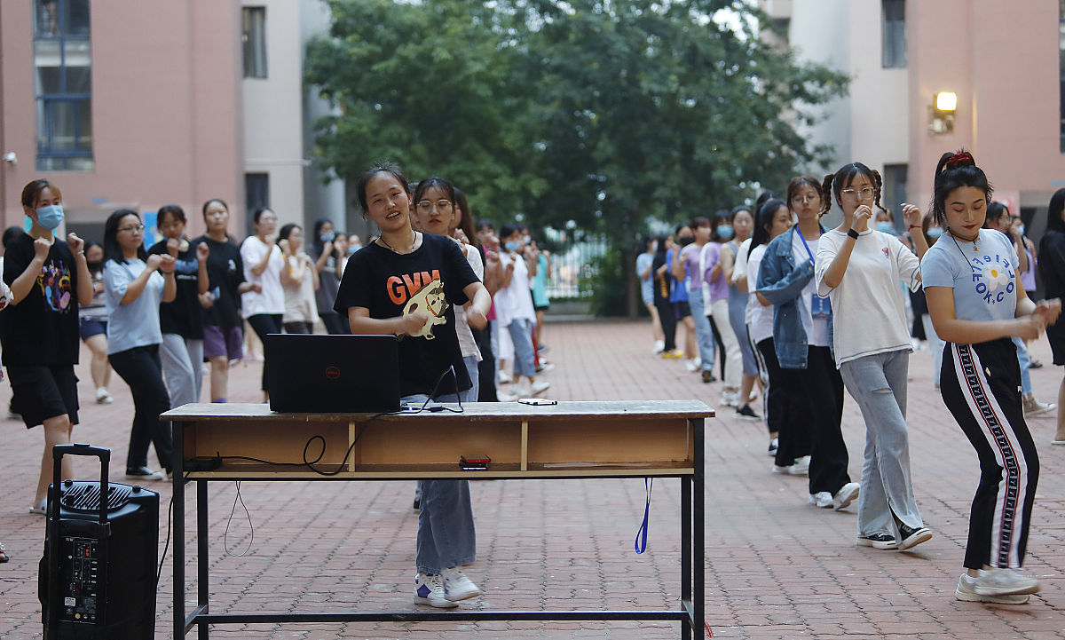 阳泉市职业中专学校美发与形象设计专业-就业前景广阔