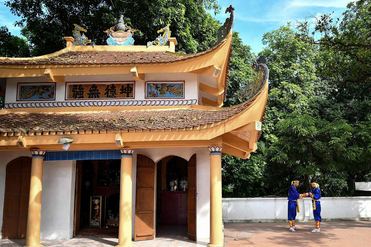 初中毕业上职业中专好还是上普高好