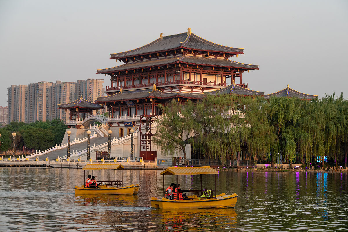 西安旅游热门城市：历史文化、景点、交通、美食、产品、游客量