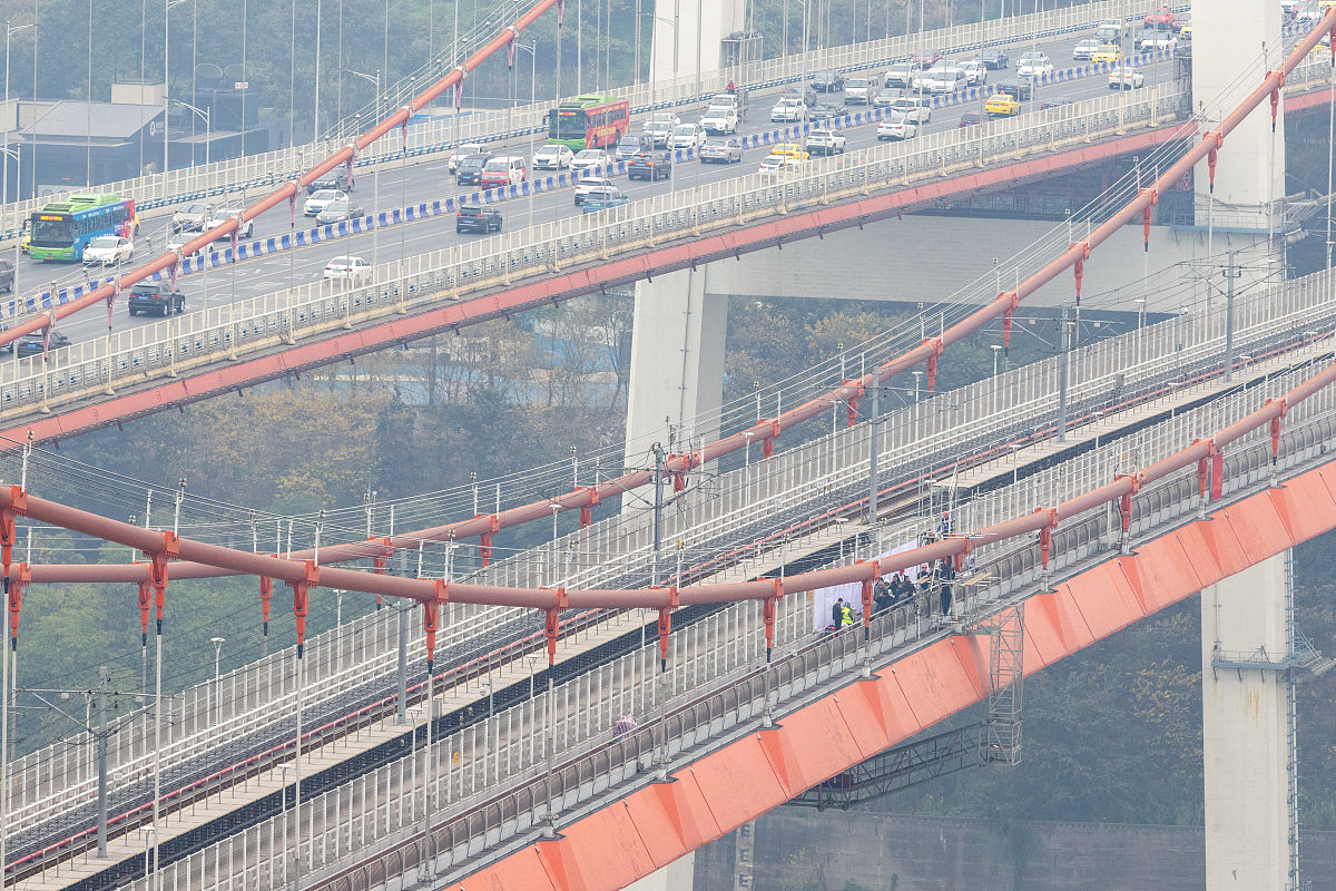 重庆电讯职业学院热门专业：计算机、通信、电子信息、数字媒体