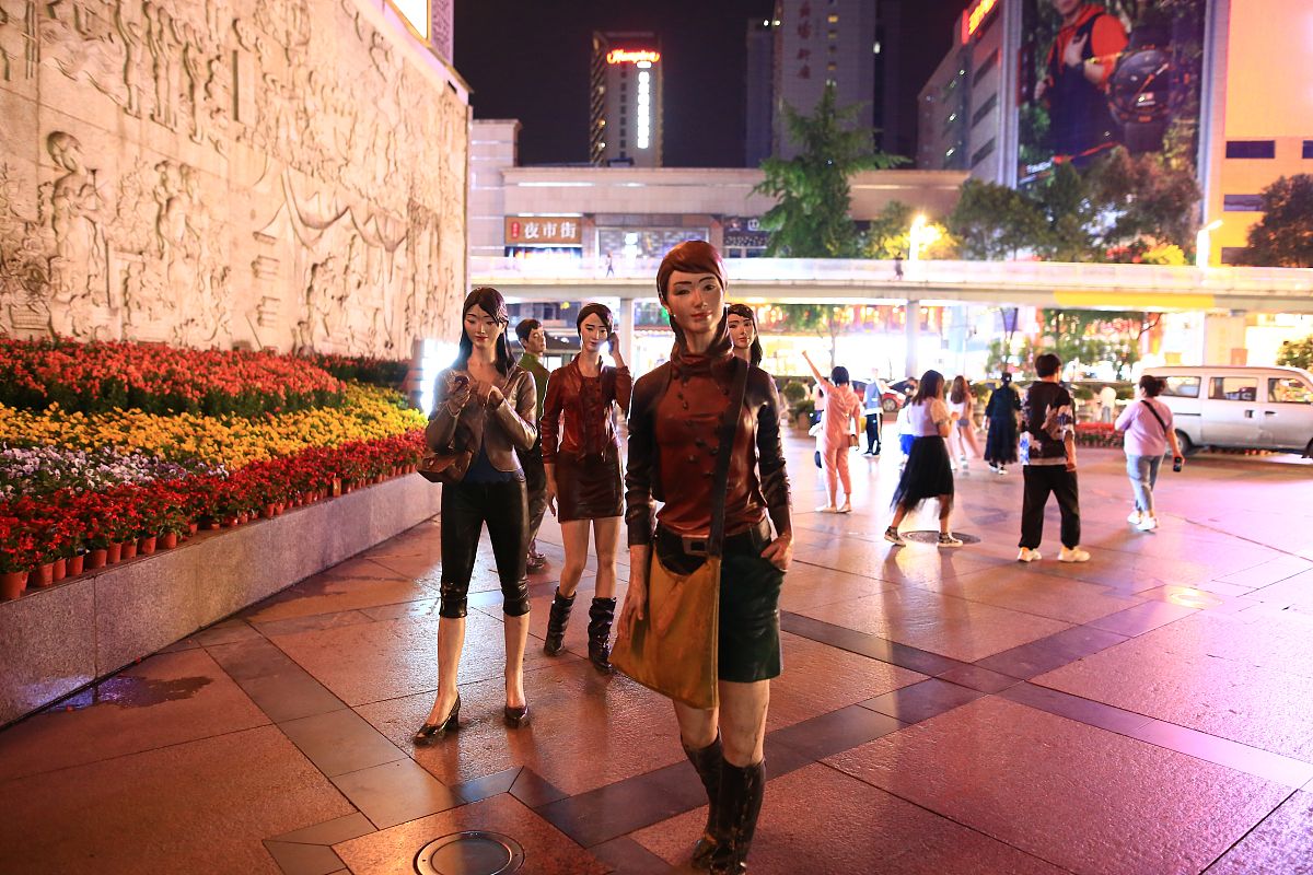 成都铁路学校94名学生成功应聘云轨项目，为城市交通事业添砖加瓦