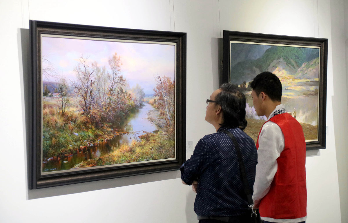 郑宏光：辽宁省本溪著名画家，写实风格融合传统文化