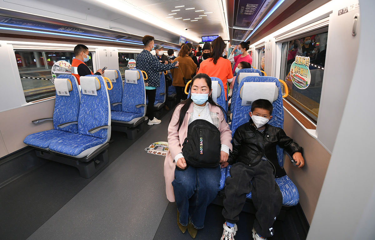 贵阳初中生学铁路技术：报考条件与发展前景