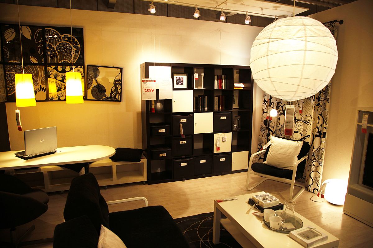 创始人是方彬海与钟梅芳取100关于灯光设计的工作室名字。