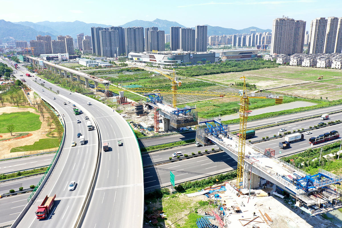 连云港市交通技工学校2022年招生简章 - 火热报名中！