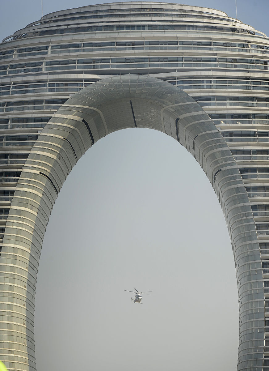 2013年11月6日,湖州市的新地标建筑,湖州喜来登太湖明珠月亮酒店.