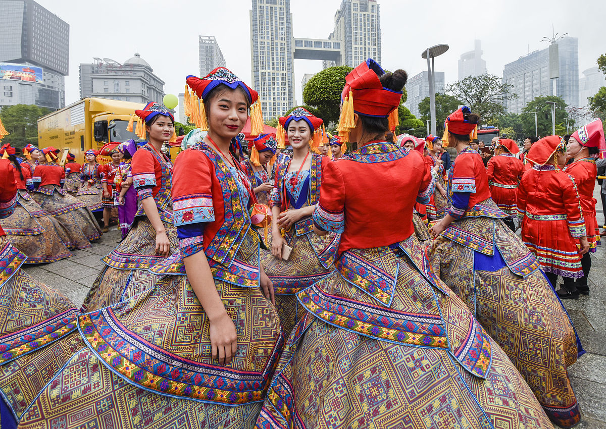 广西税务局开展三月三壮族传统节日庆祝活动