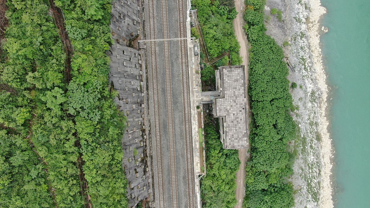 成都铁路运输学校完成你的学业梦