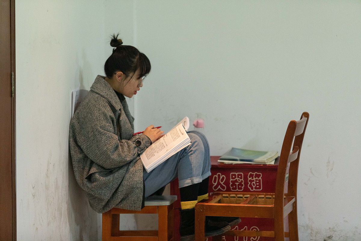 冬天是读书的黄金时机：告别农活，尽情沉浸书海