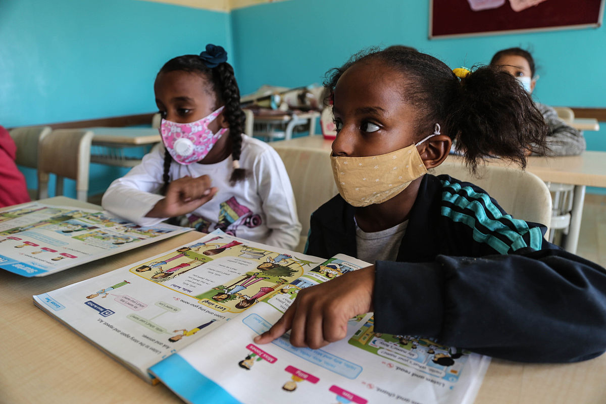 四川省商业服务技工学校2022年招生简章 - 培养高素质商业服务人才