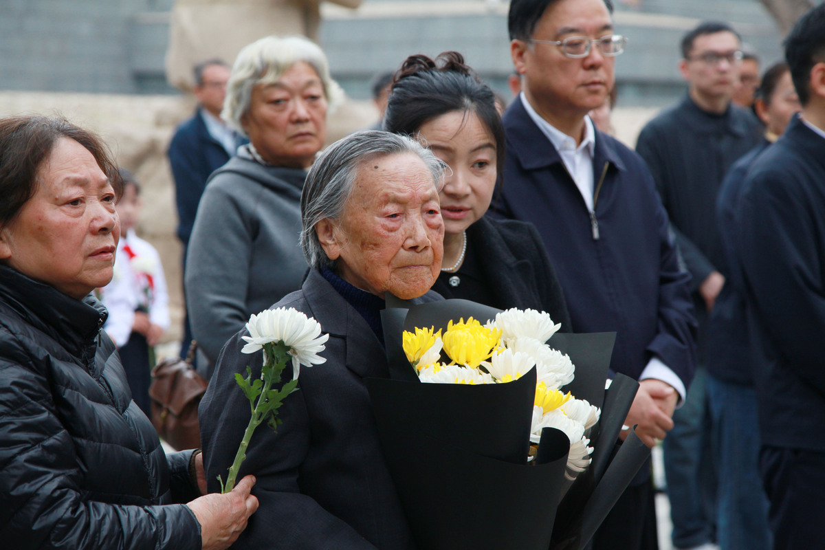2026年4月3日,南京,南京大屠杀幸存者夏淑琴在清明祭