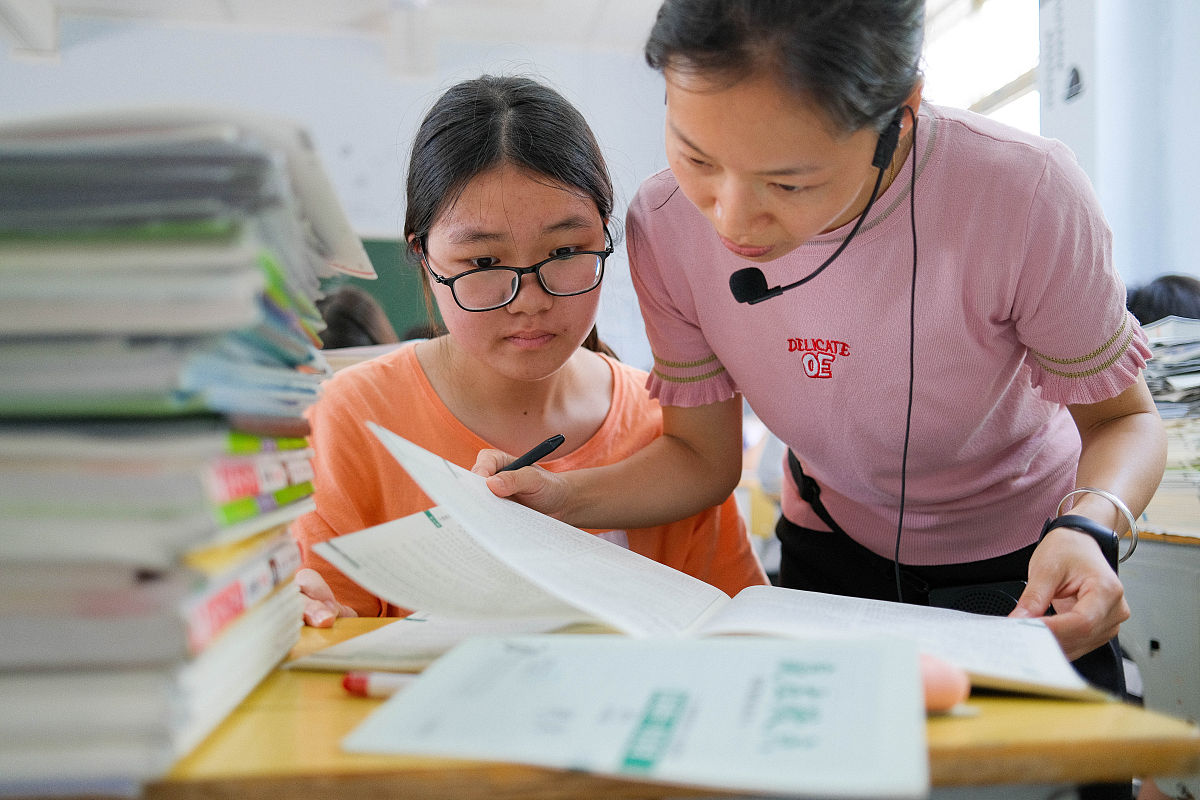 孩子成绩不好考不上高中怎么办