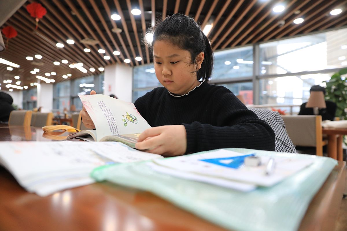 16岁是几年级？详细解析及成长建议