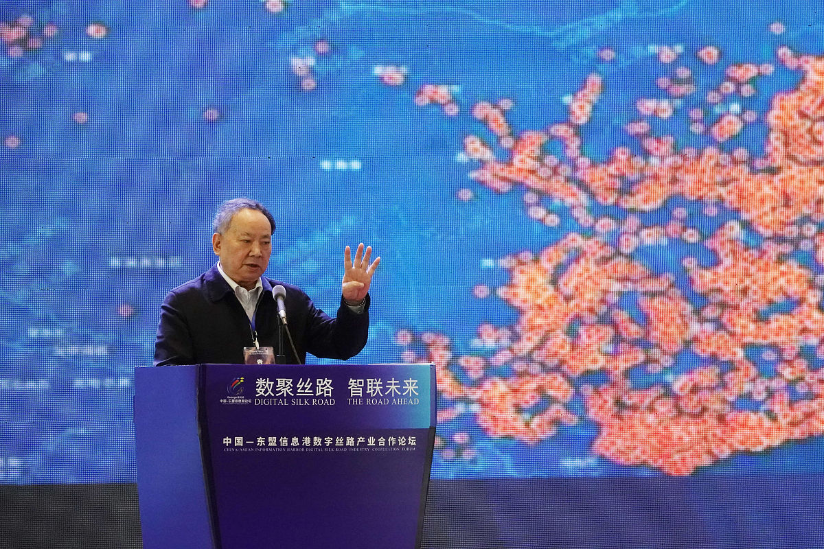 麻烦帮我编写一题高中化学化学反应焓变计算的选择题要求高难度