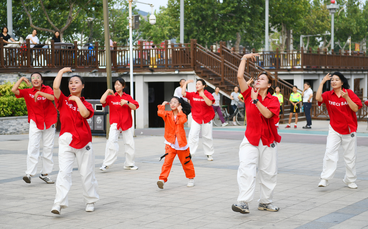 老年人比赛需求调研：市场现状、参与意愿及影响