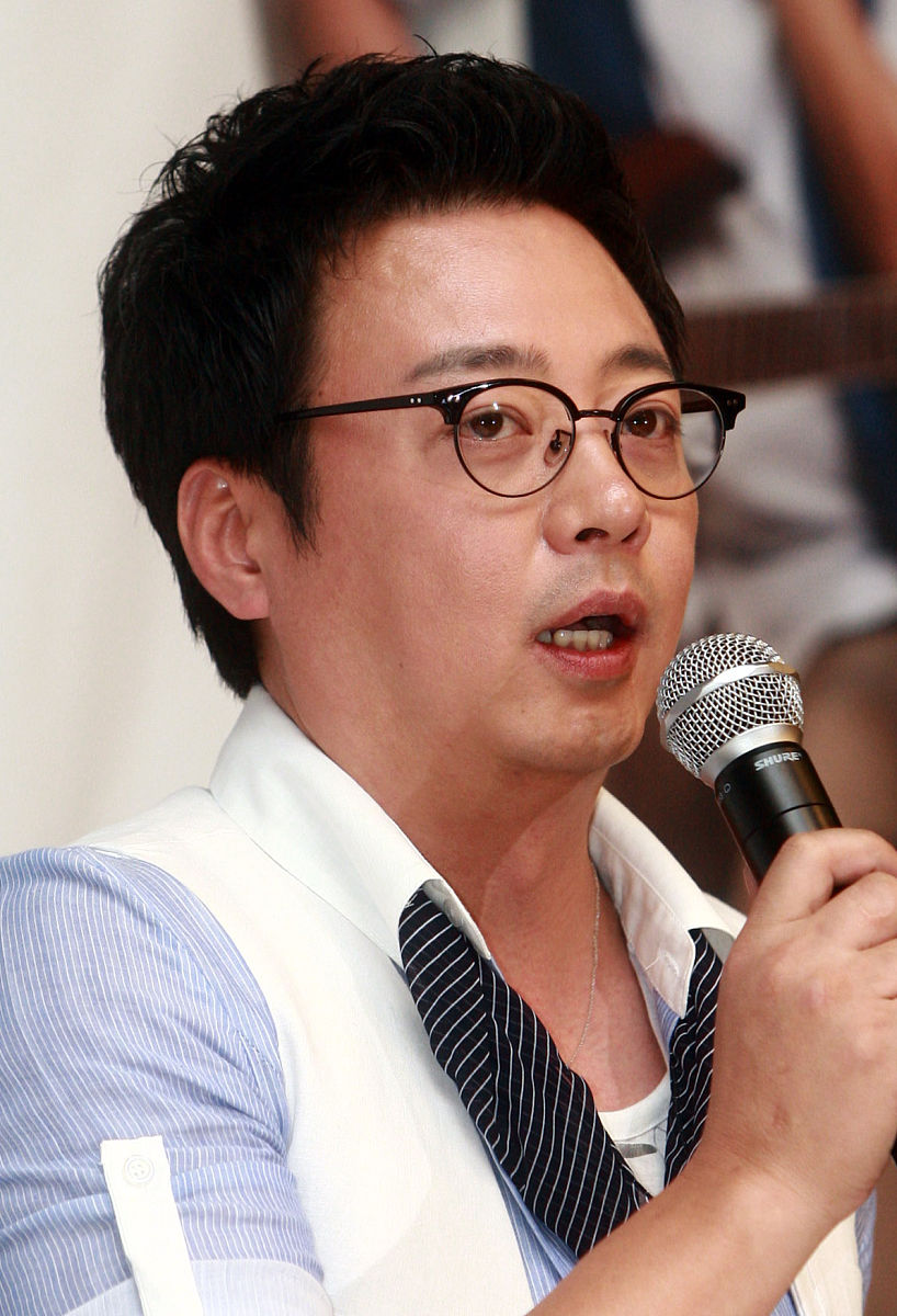 2009年7月8日,首尔,舞台剧《三个<strong>男人</strong>》(three men)举行发布会.