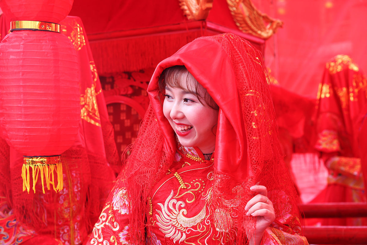 (如需下载使用,请务必署名:杨敏/人民视觉)2020年10月18日,在重庆市黔