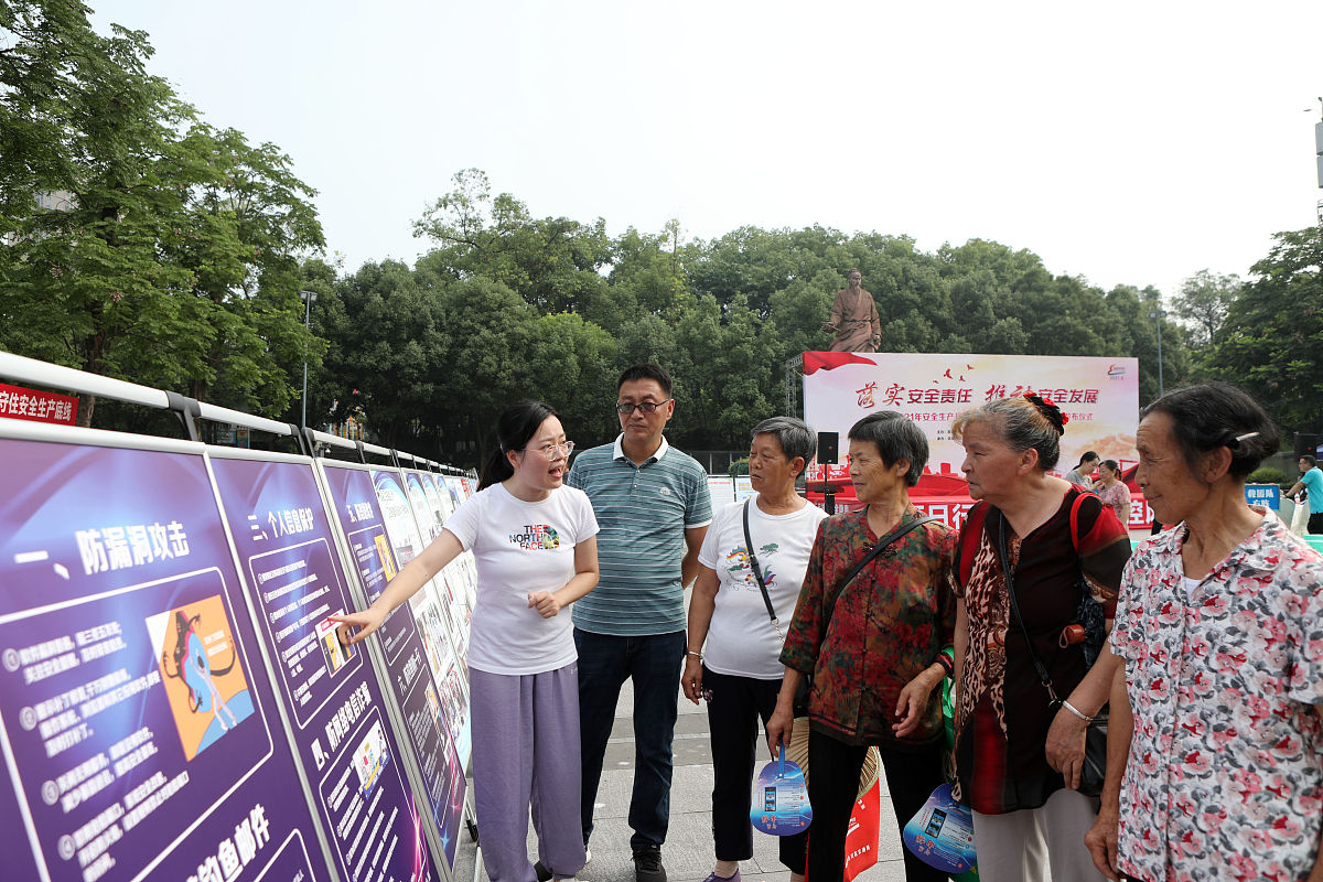 资料发放岗位完成的基础工作