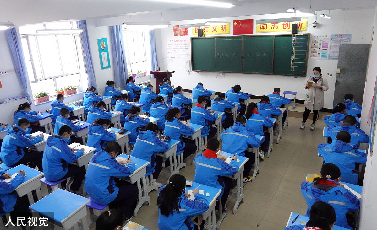 晋城凤兰学校（职高部）教学设施怎么样？设备先进，更新快，使用率高！