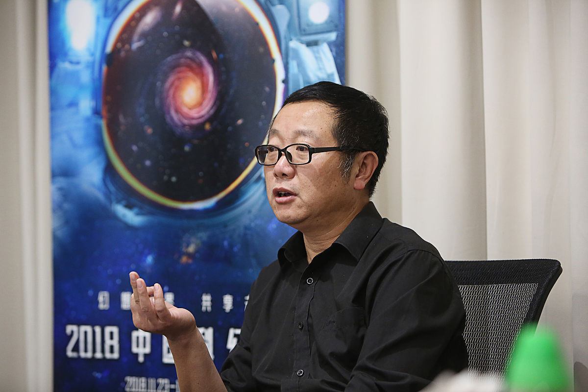 三体作者是谁？刘慈欣简介