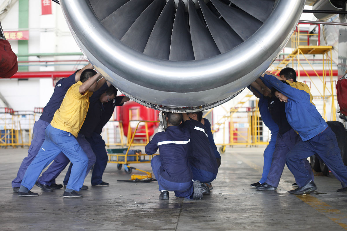 四川仪表工业学校航空设备维修专业招生简章 - 2019