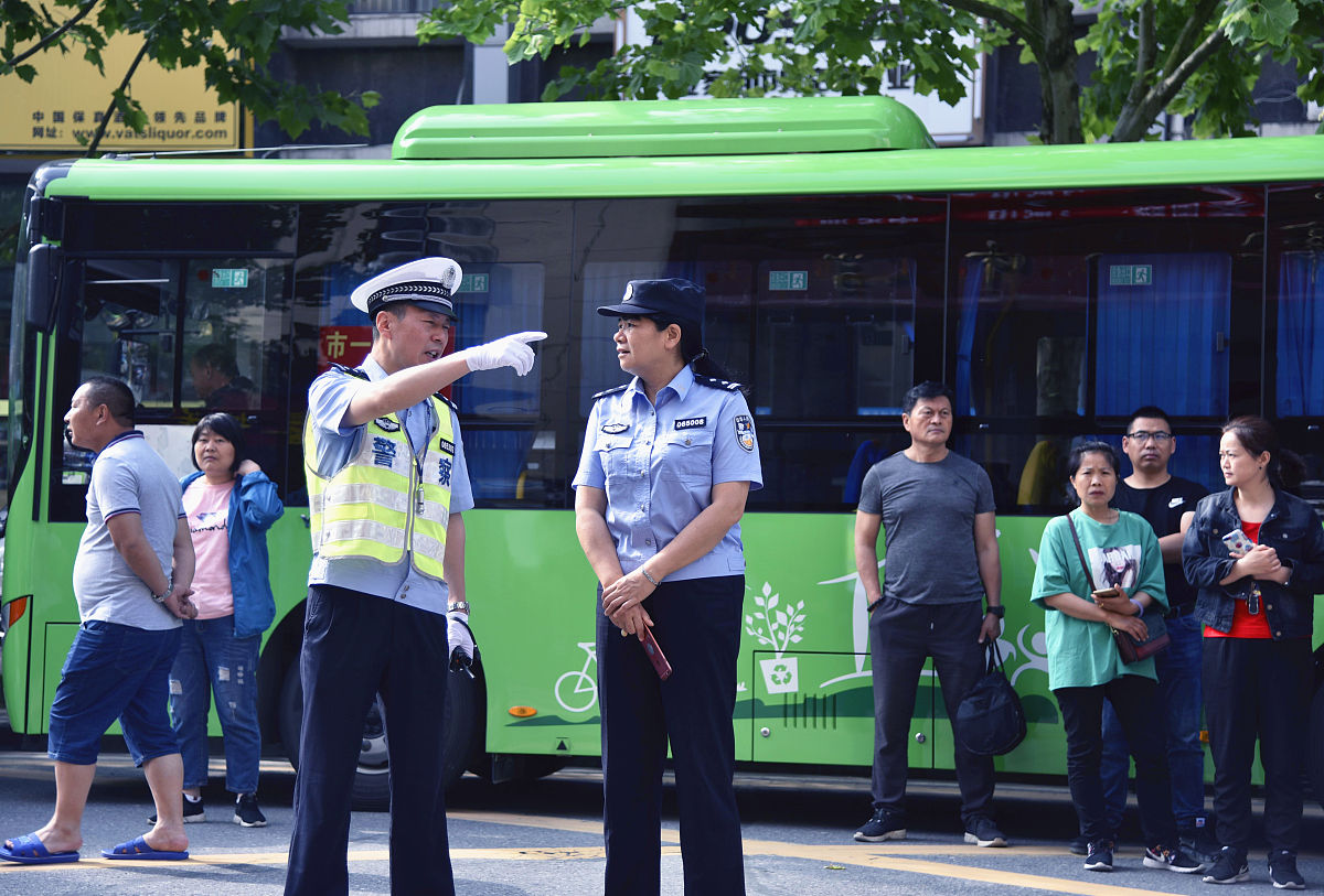 参观交警中队感想