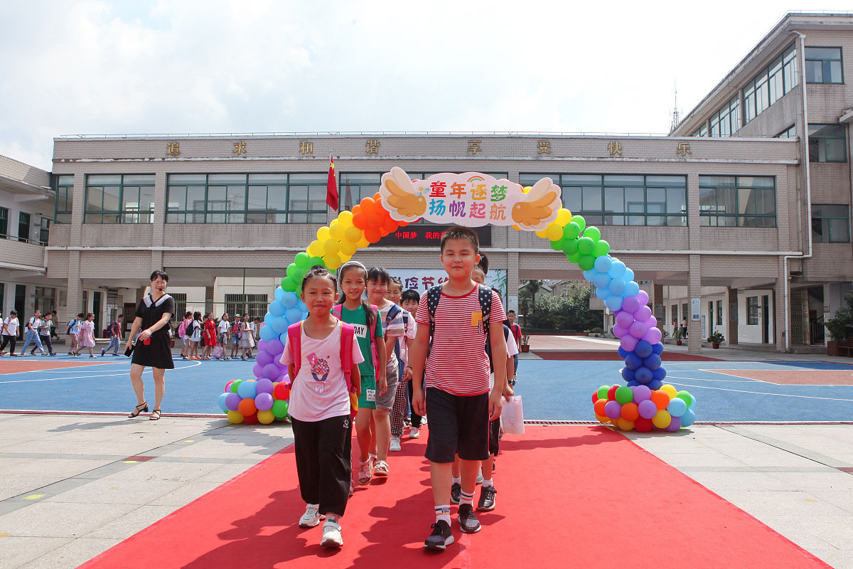 西昌现代职业技术学校幼儿保育专业课程：培养未来幼教人才