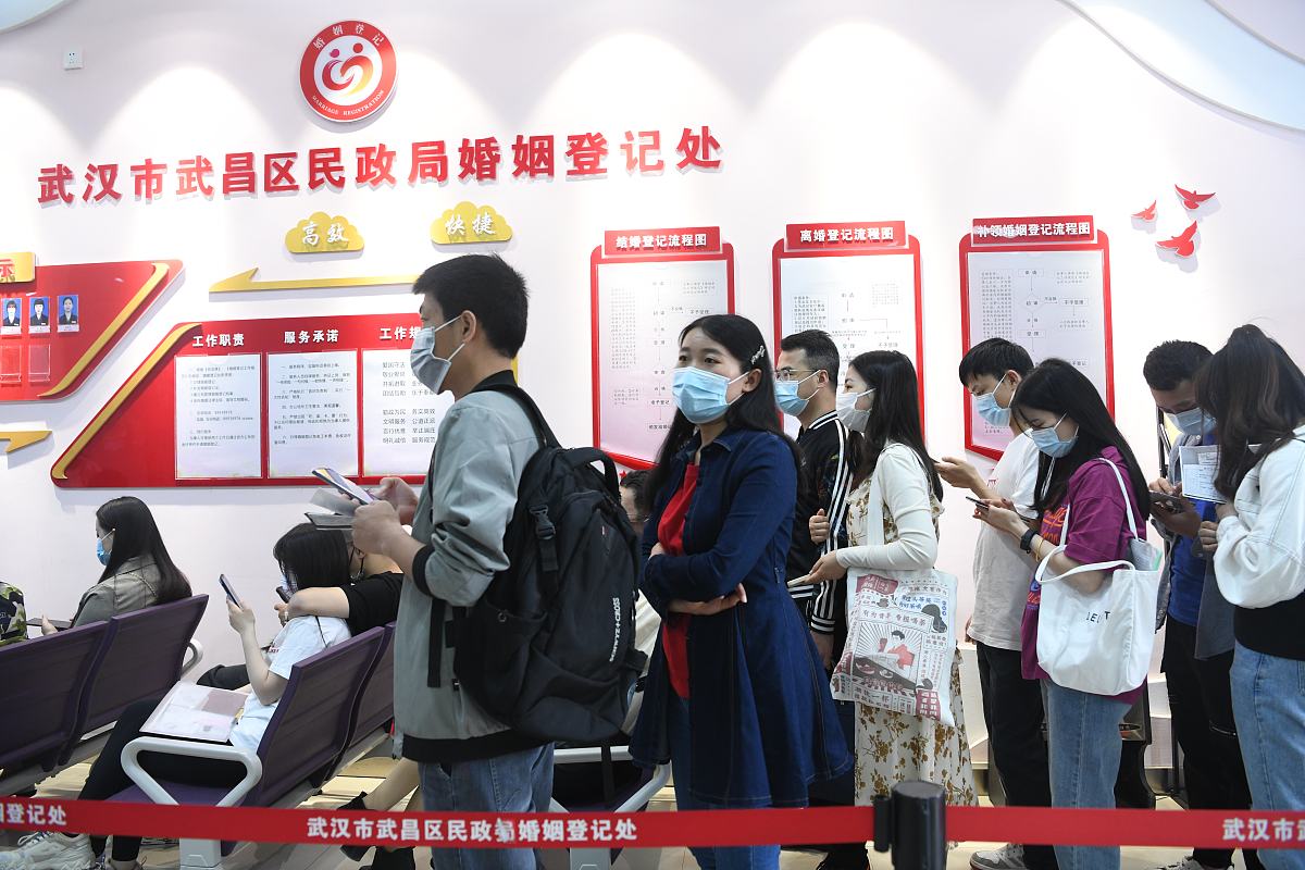 对党员贾梦悦的评价220字