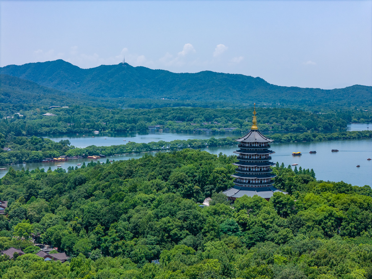 杭州西湖：自然风光、人文景观、美食文化，尽享‘溶志于景’之美