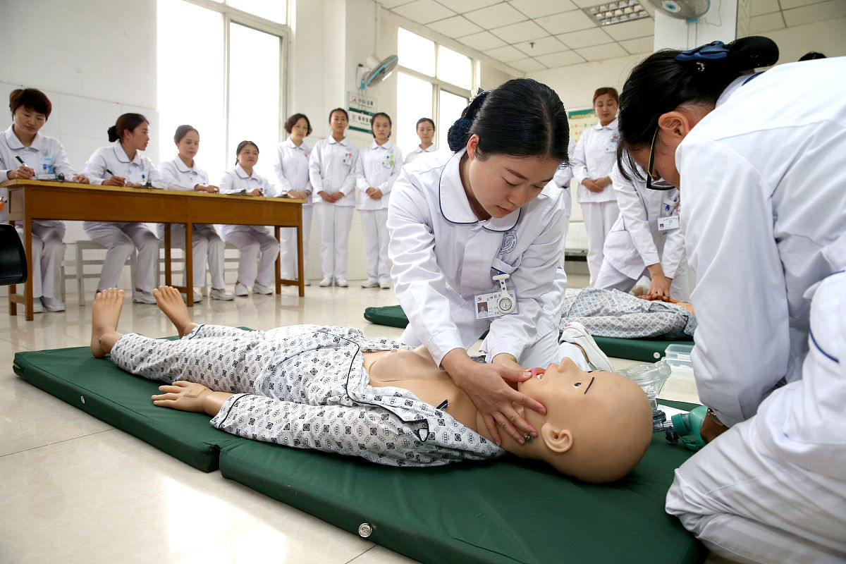 四川学护理专业如何用发散性思