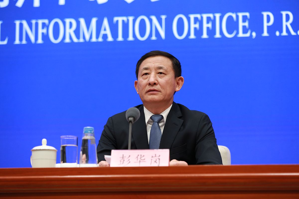 乐山市现代经济管理学校2020年招生简章 | 培养国际化复合型人才