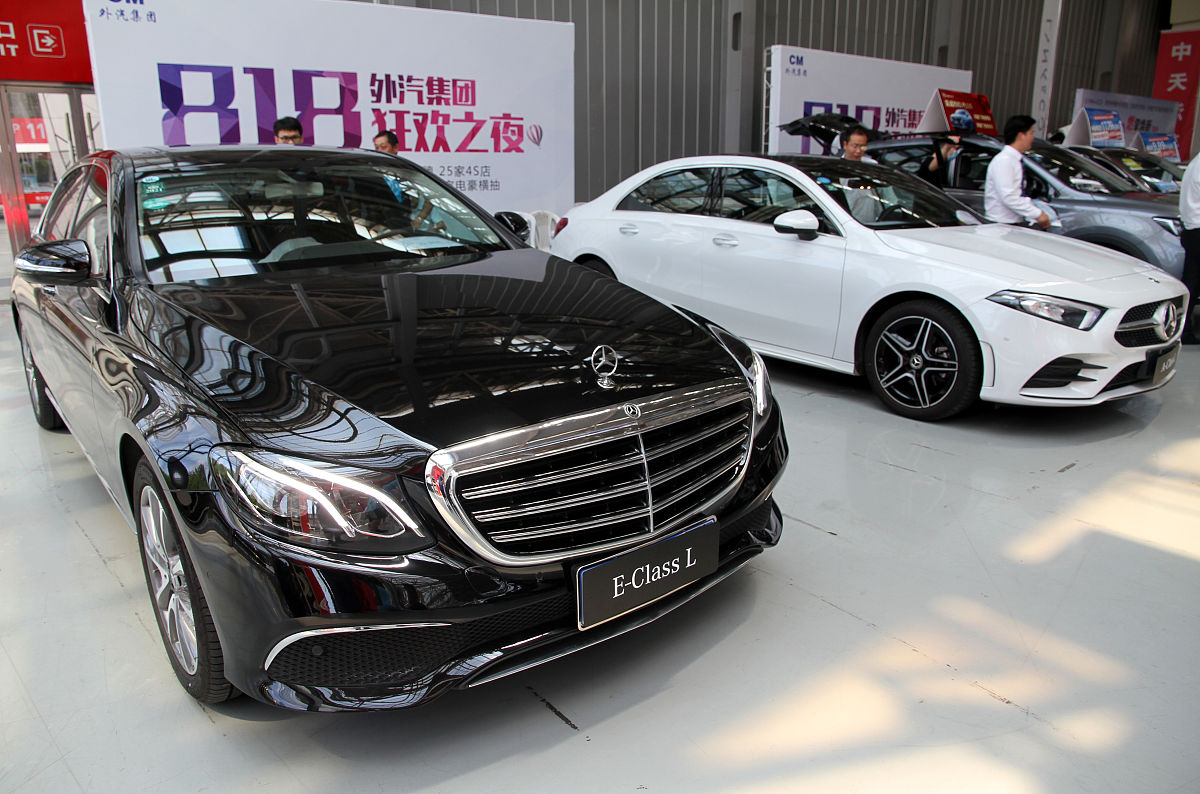 奔驰E300 落地价 - 最新报价及详细分析