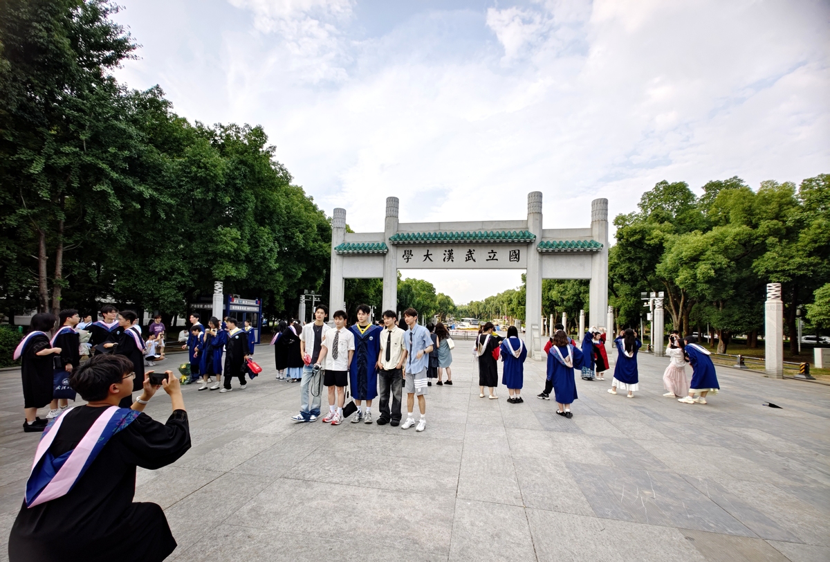 武汉2022年哪些学校有卫校