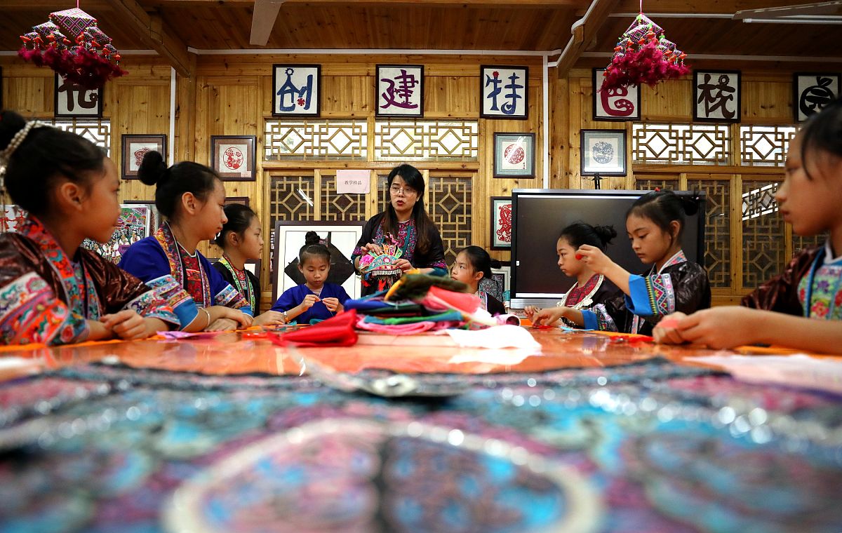 广西机电工业学校水文地质与工程地质勘察专业未来发展前景