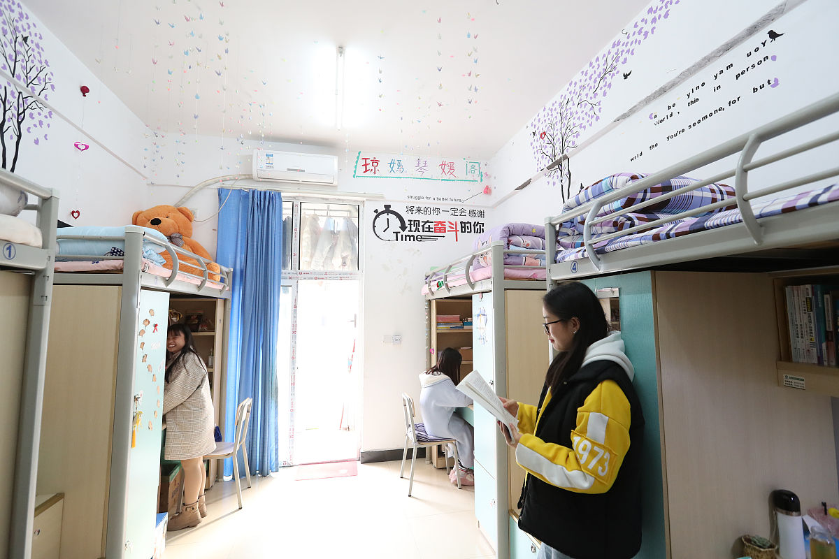 重庆汽修学校宿舍管理制度：严格规范，注重发展