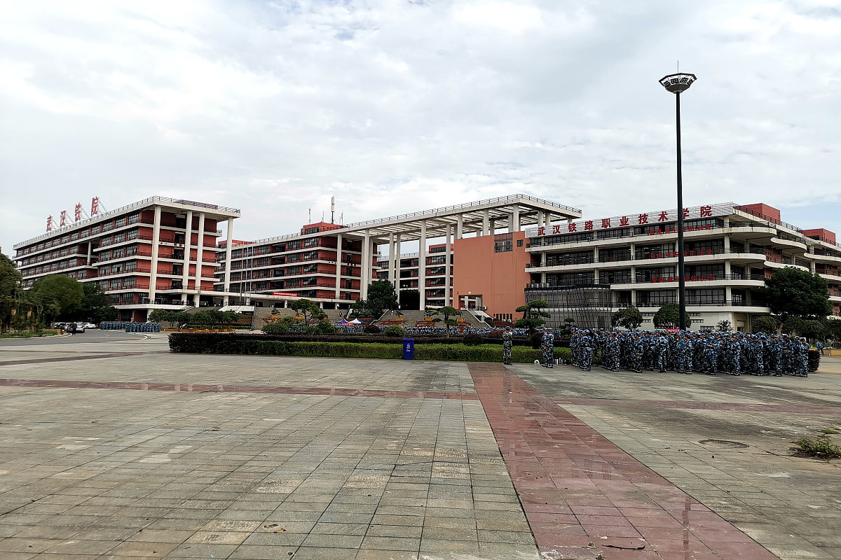 怀化市民族科技中专专业介绍 - 选择你的未来 怀化市民族科技中专专业介绍 - 选择你的未来