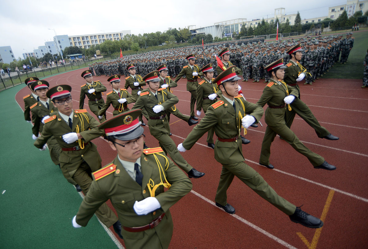 军训方队入场稿