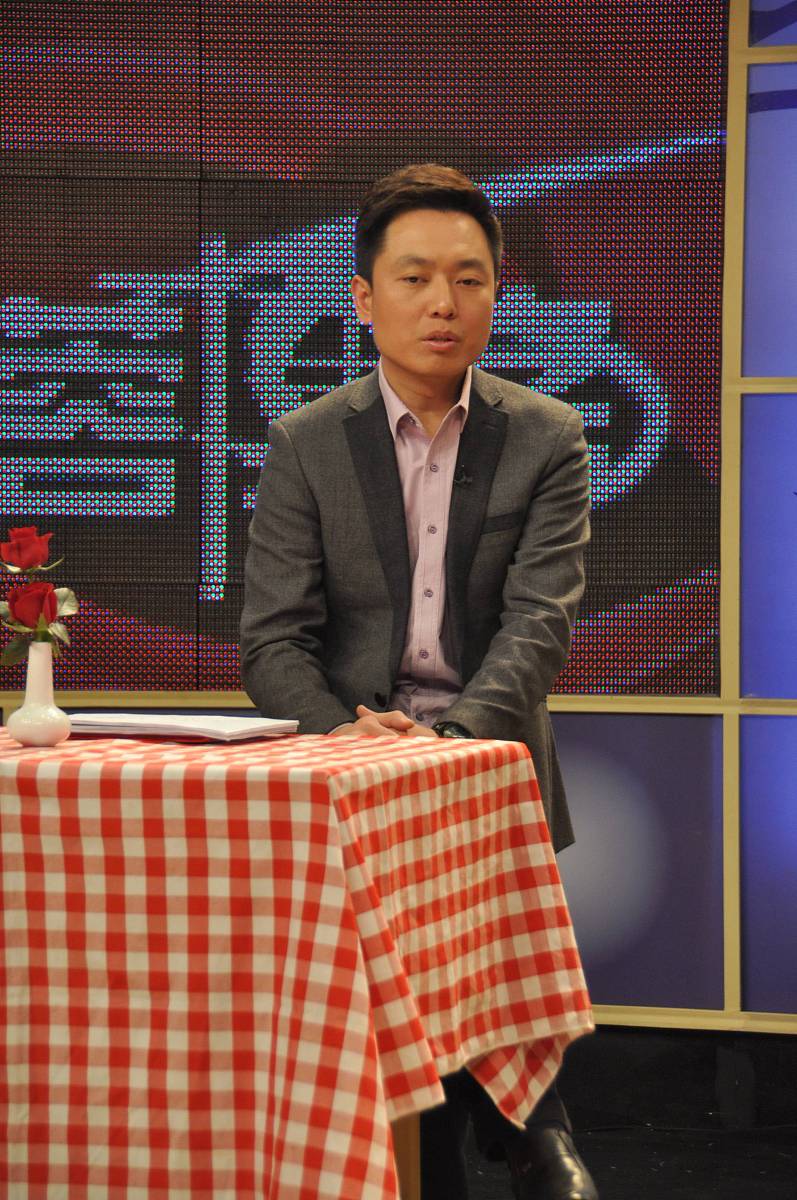 2011年3月15日,上海,明星录制《陈蓉博客》节目.张徐阳+++_+++陈蓉博