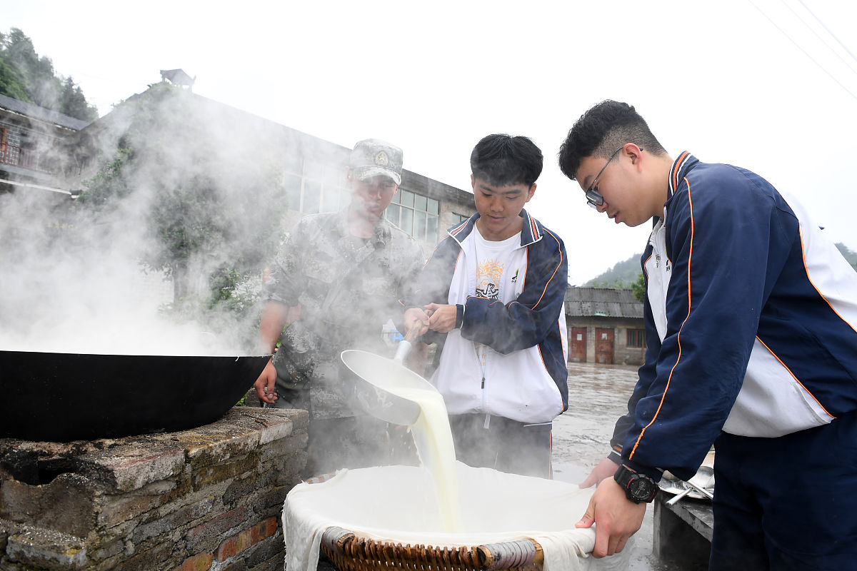 四川师范大学幼儿教育五年制大专：培养未来幼师的摇篮