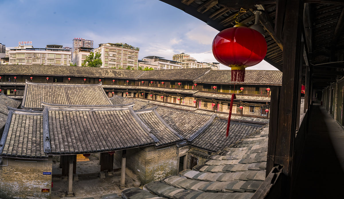 广东省梅州市每个月平均工资多少