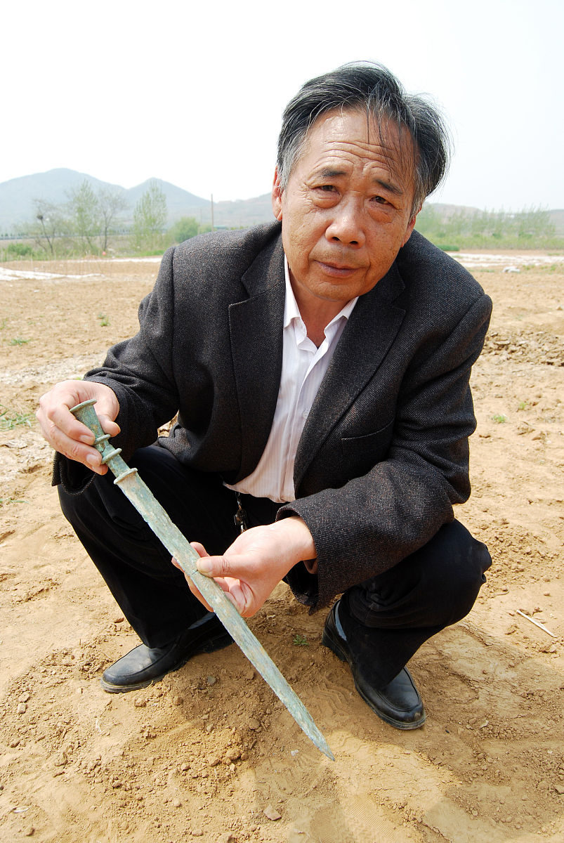 2009年4月28日,青岛市黄岛区文管所专家对红石崖街道山宋家社区不久前