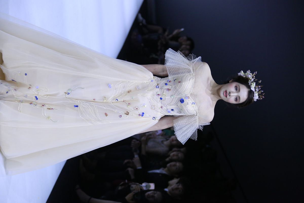 20组美甲品牌名称创意：中文英文读音相近，简洁易记