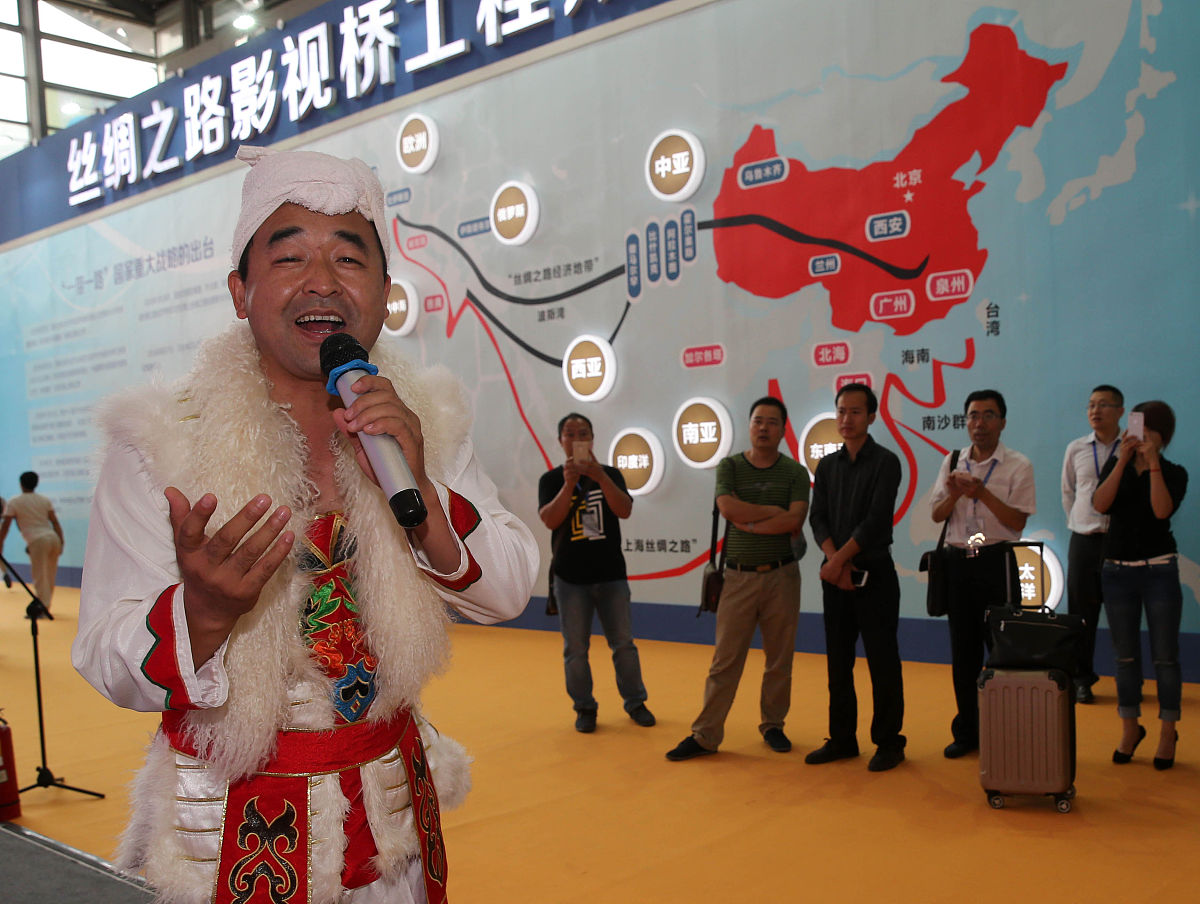 自秦汉以来到宋辽金时期内地与西域的经济交往有什么益处