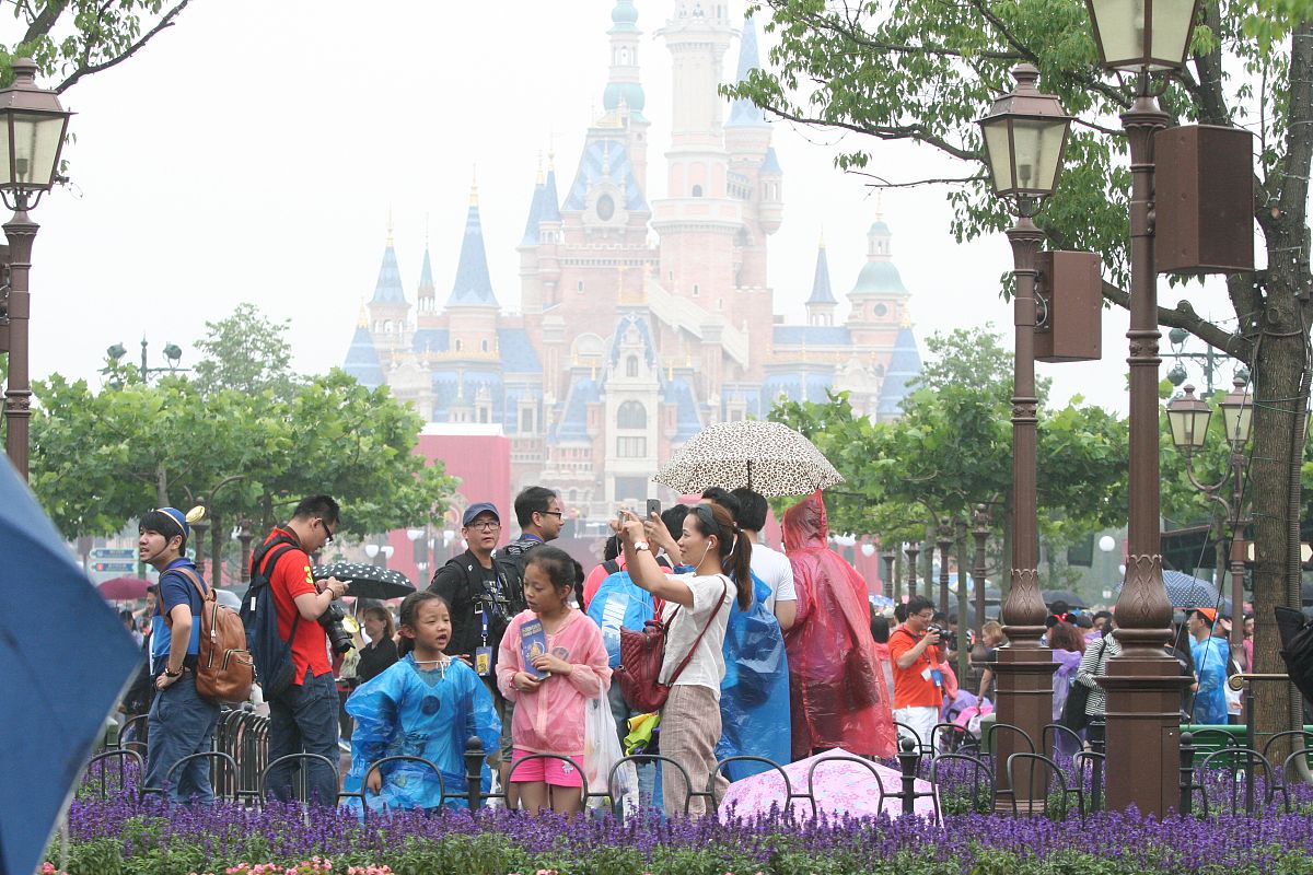 上海迪士尼乐园餐饮营收揭示中国游客消费特点及文化适应战略启示 上海迪士尼乐园餐饮营收揭示中国游客消费特点及文化适应战略启示