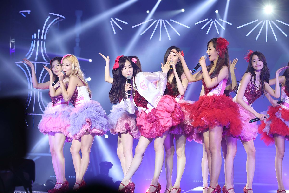 虚拟Kpop女团出道！末日女战士风，girl crush定位，劲舞团！